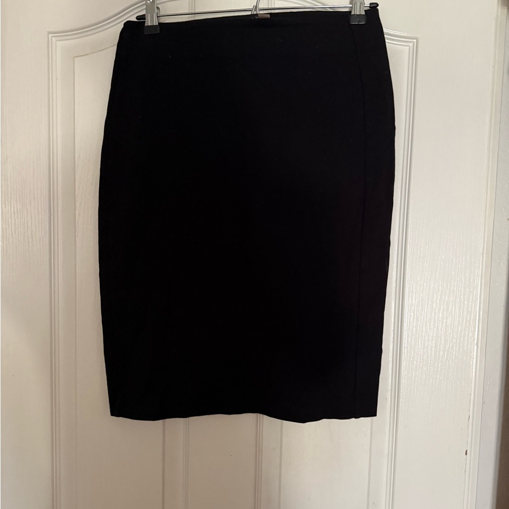 T Tahari Classic Black Pencil Skirt